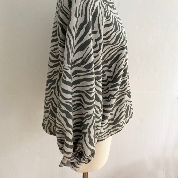 REBECCA MINKOFF Rosie Sweatshirt, Zebra, XS - Picture 8 of 11